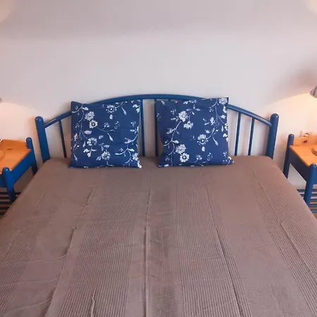 Nina Orth an der Donau